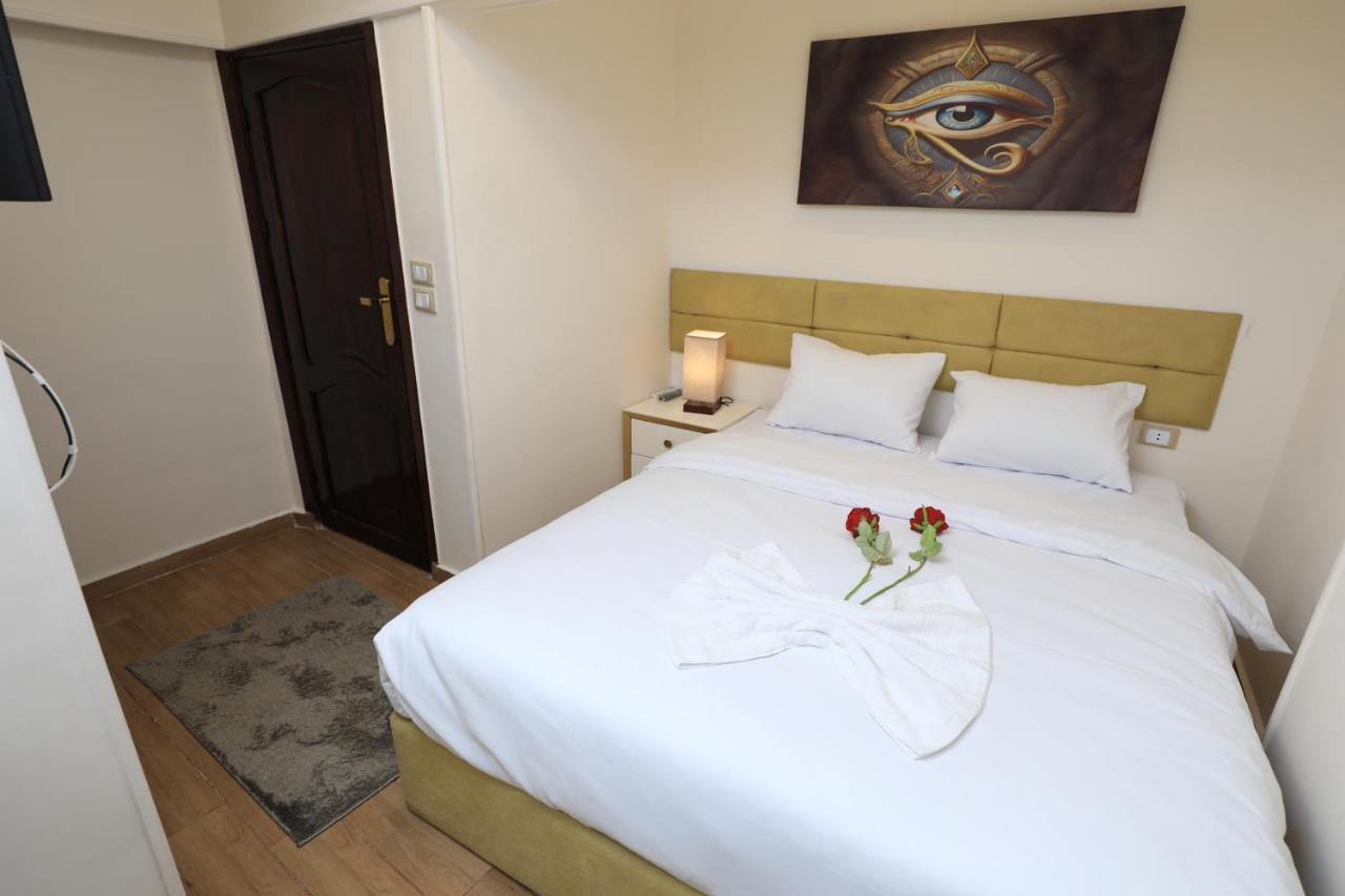 Pyramids Heart Hotel Kafret el-Gabal Kültér fotó