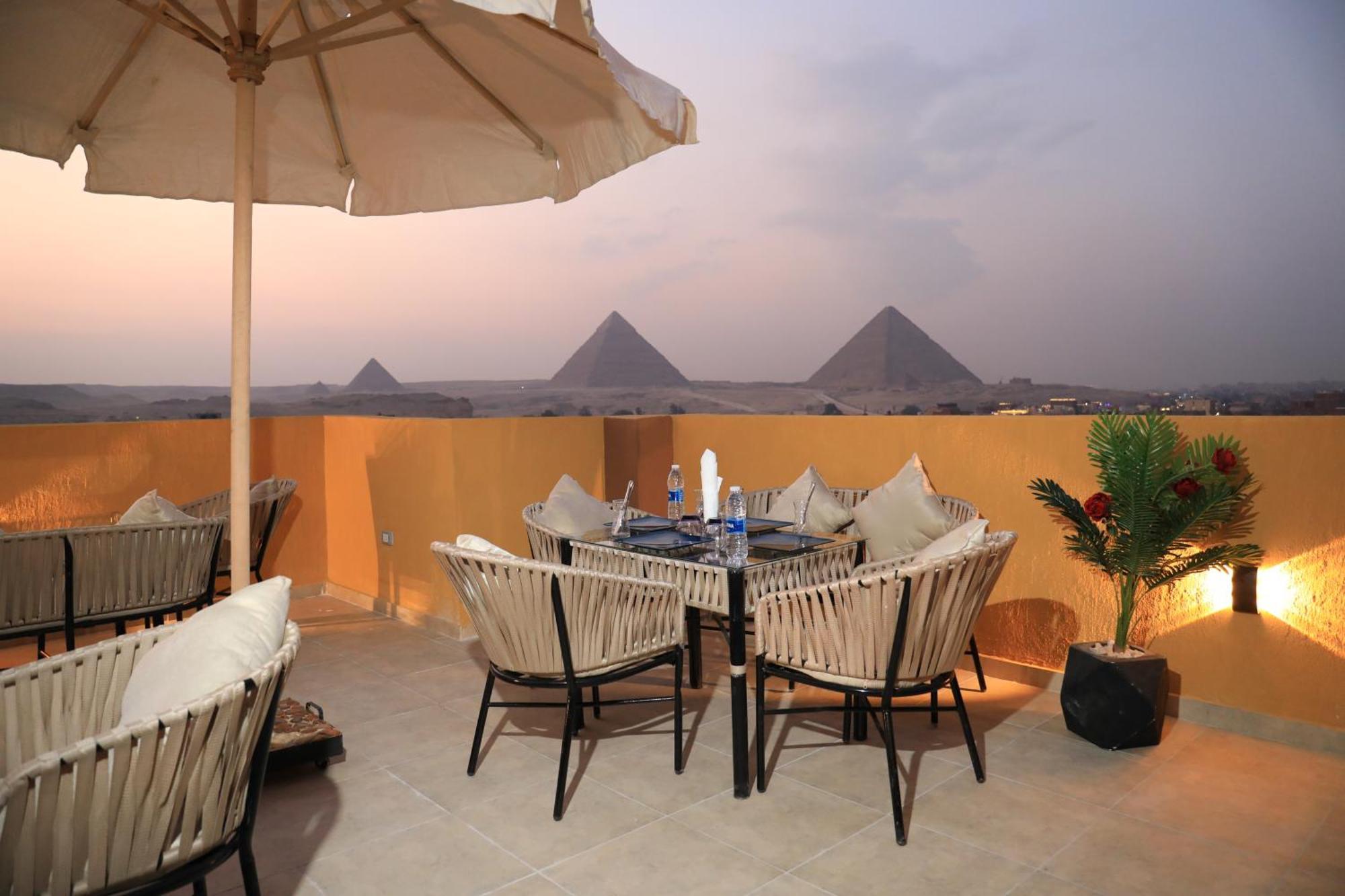 Pyramids Heart Hotel Kafret el-Gabal Kültér fotó