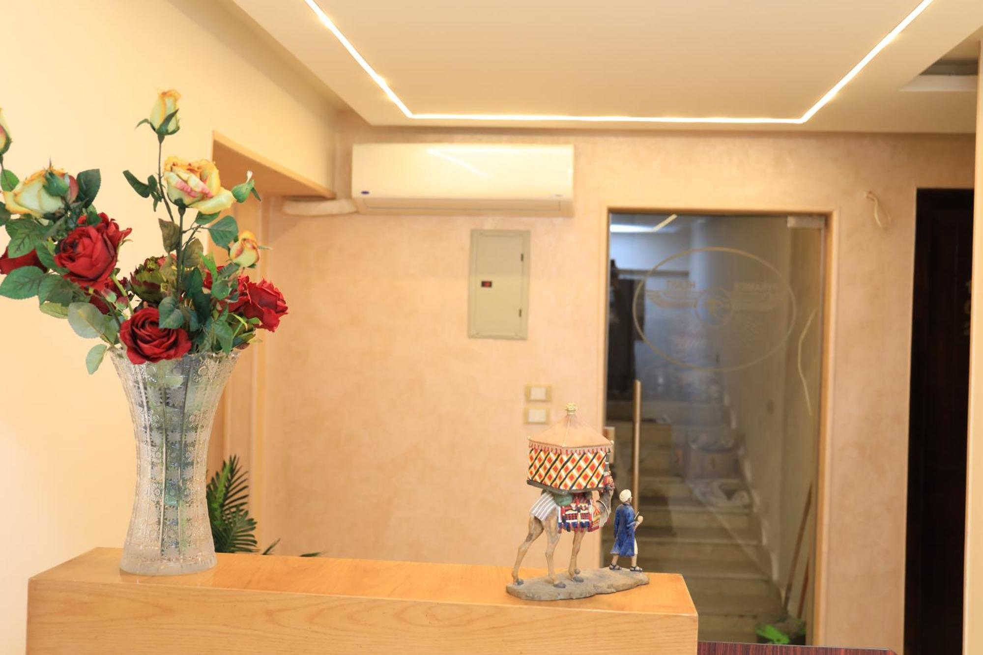 Pyramids Heart Hotel Kafret el-Gabal Kültér fotó