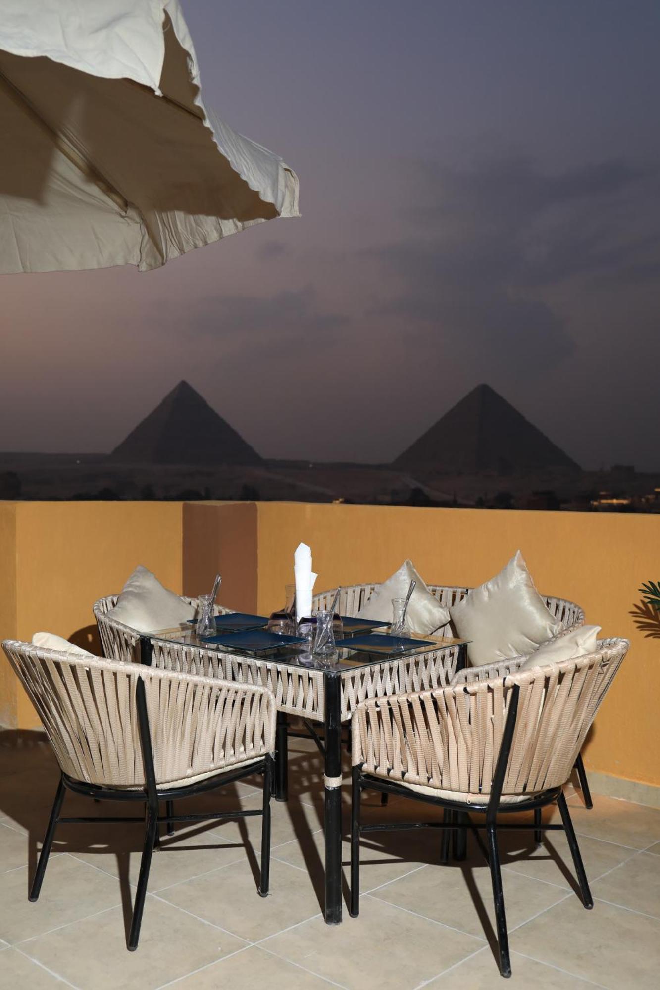 Pyramids Heart Hotel Kafret el-Gabal Kültér fotó
